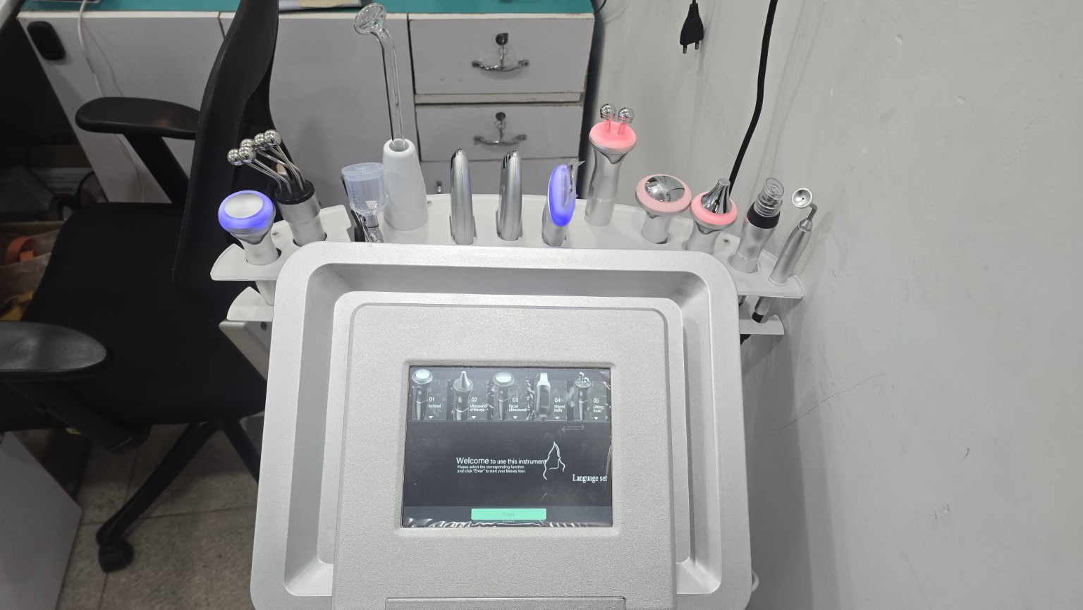 Treatment device